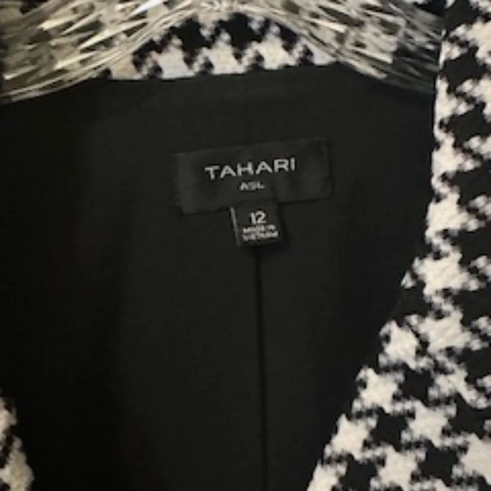 Tahari ASL Houndstooth Blazer / Jacket – Size 12 – Excellent Condition - Picture 6 of 6